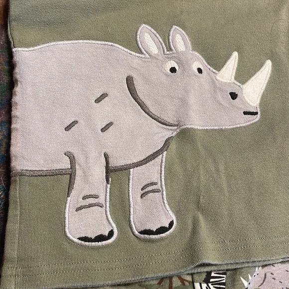 Gymboree Shorties Pajamas 5T Rhino zebra tiger elephant - Picture 5 of 6